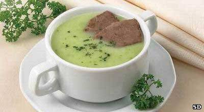 Суп молочный с крупой, картофелем и зеленым горошком